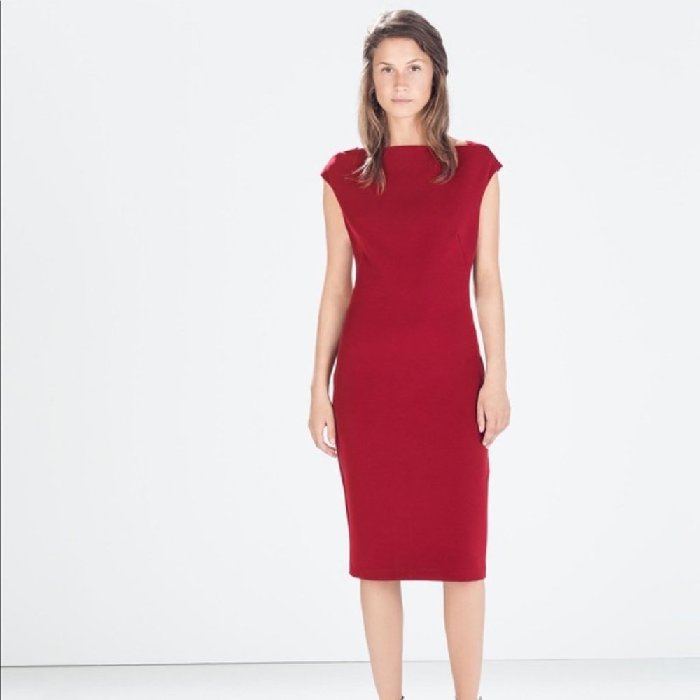 Zara Women NWT Red Sheath Dress. M